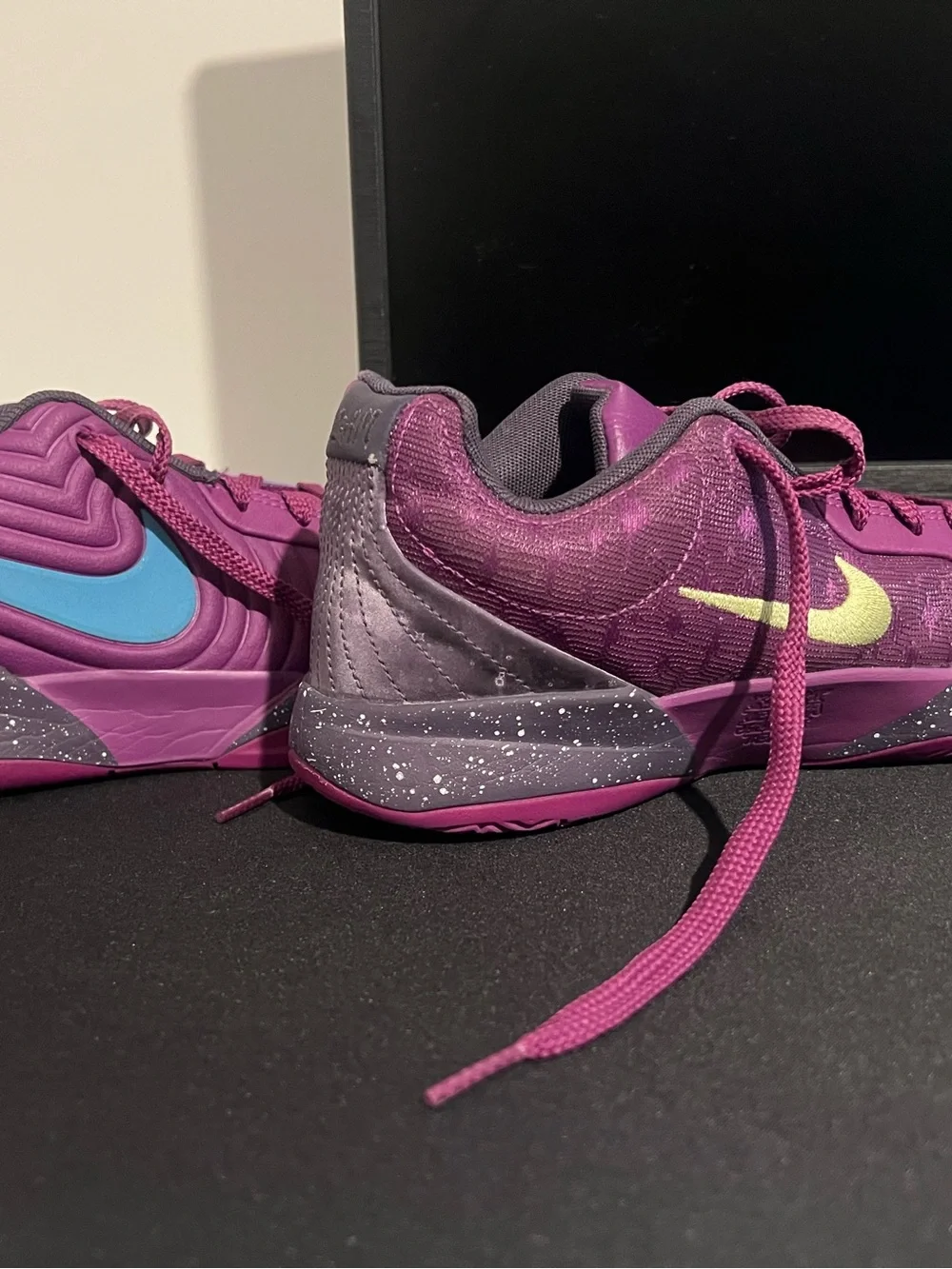 Nike Kids' Purple Low-Top Athletic Shoes with Lime Swoosh